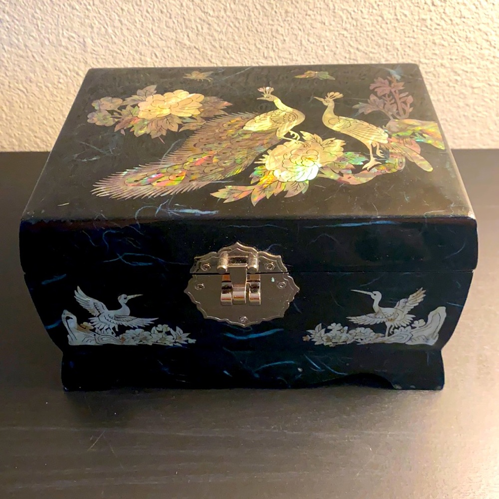 Korean jewelry music box